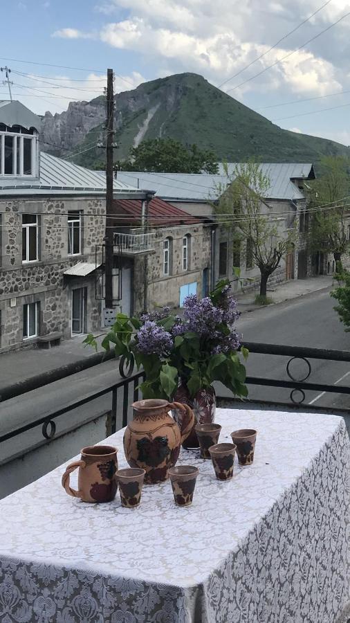 L&A Guest House Goris Exterior photo